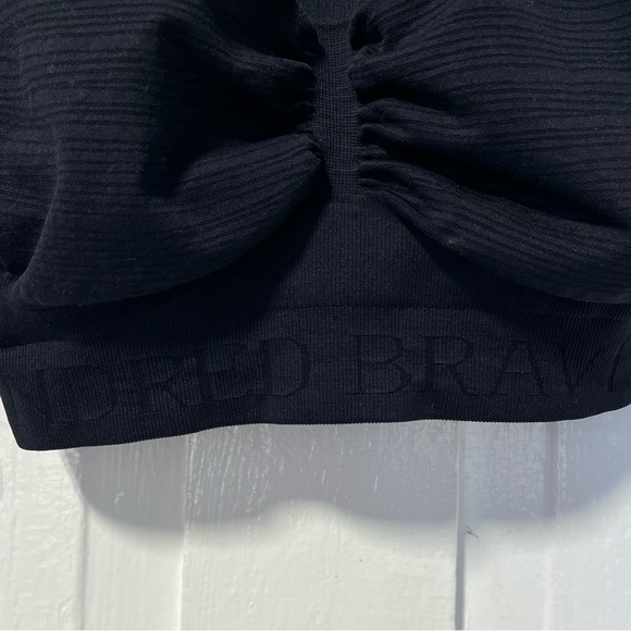 Kindred Bravely Black Nursing Bra with removable pads - Picture 5 of 11